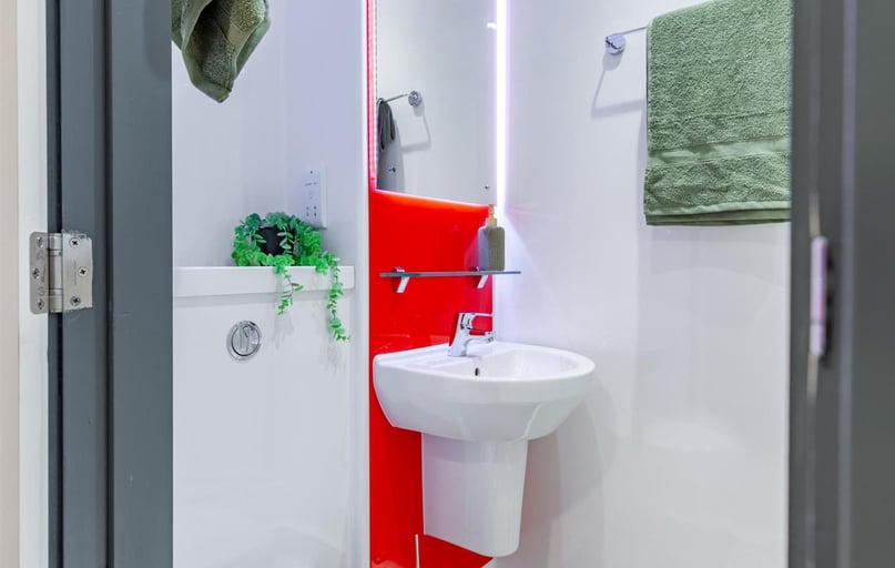 Fletchamstead Highway, Canley, Coventry - Image 1